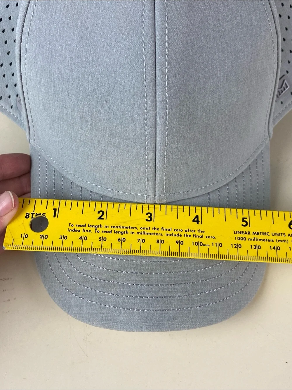 Melin Hat Mens 56 cm Snapback Gray A Game Hydro Cap Performance Golf Logo